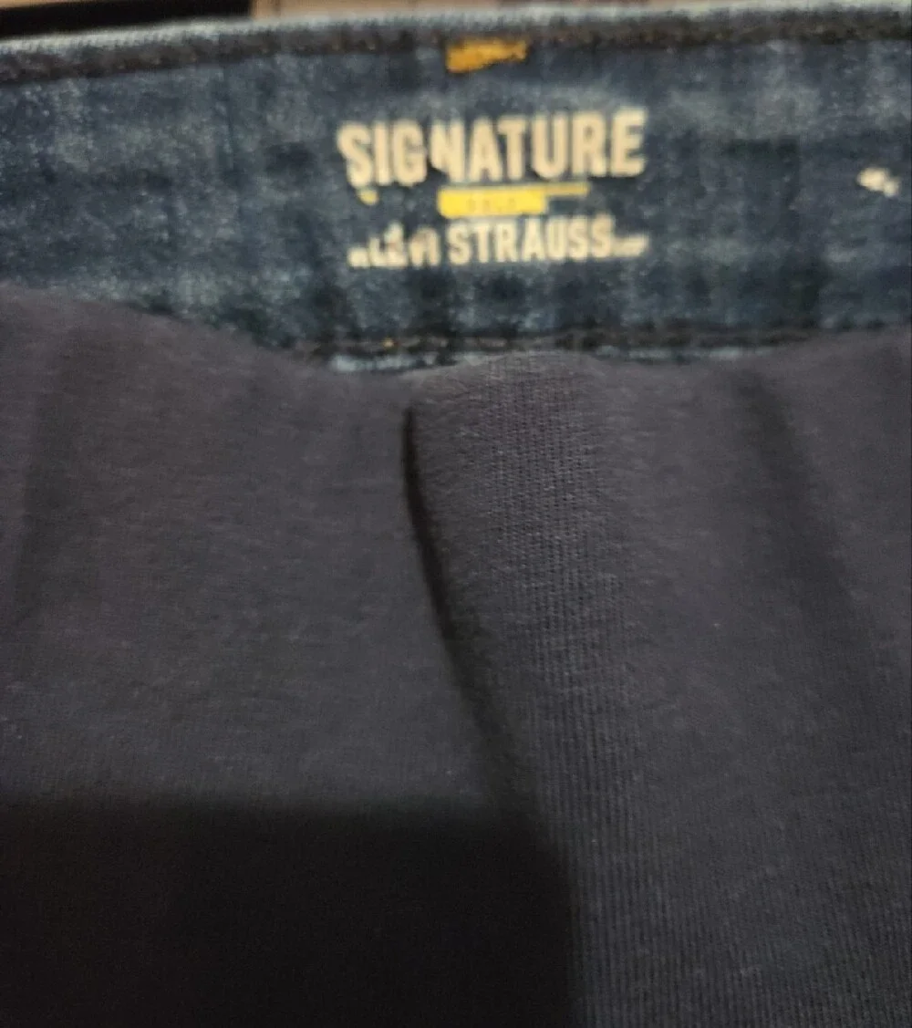Signature by Levi Strauss stretch dark